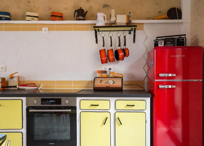 So Vintage - Seventies En Anjou Sermaise